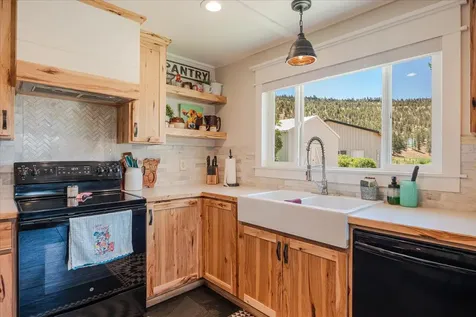 100 NE Jumping Grass Lane Prineville OR 97754