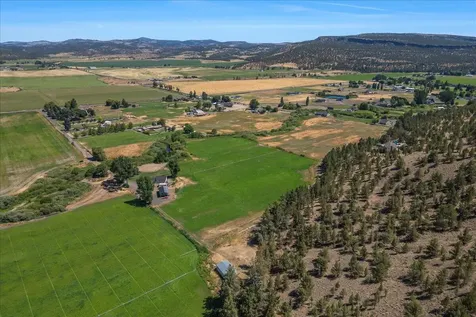 100 NE Jumping Grass Lane Prineville OR 97754