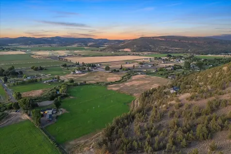 100 NE Jumping Grass Lane Prineville OR 97754