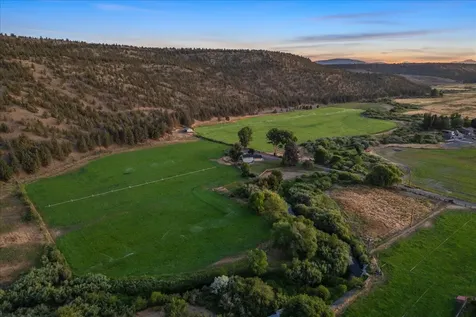 100 NE Jumping Grass Lane Prineville OR 97754