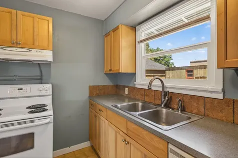 1016 SW 12th Street Redmond OR 97756