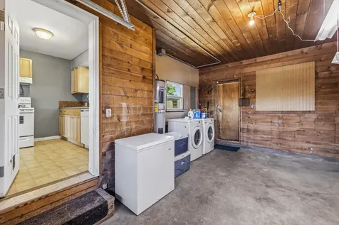 1016 SW 12th Street Redmond OR 97756