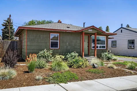 1016 SW 12th Street Redmond OR 97756