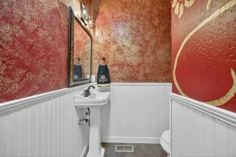 111 Nursery Street Ashland OR 97520