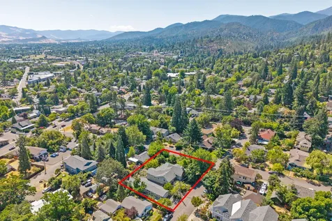 111 Nursery Street Ashland OR 97520