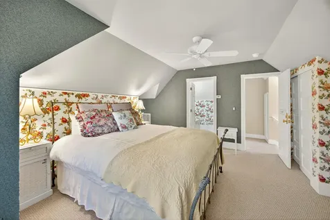 496 Beach Street Ashland OR 97520