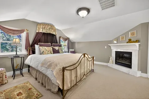 496 Beach Street Ashland OR 97520