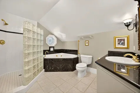 496 Beach Street Ashland OR 97520