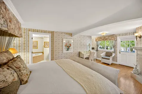 496 Beach Street Ashland OR 97520