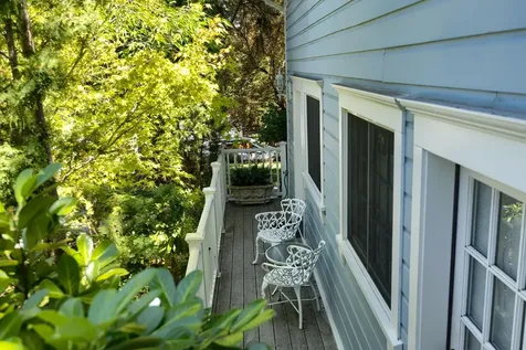 496 Beach Street Ashland OR 97520