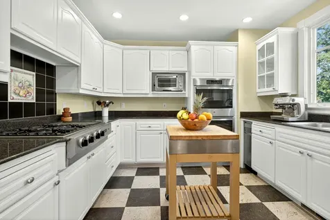 496 Beach Street Ashland OR 97520