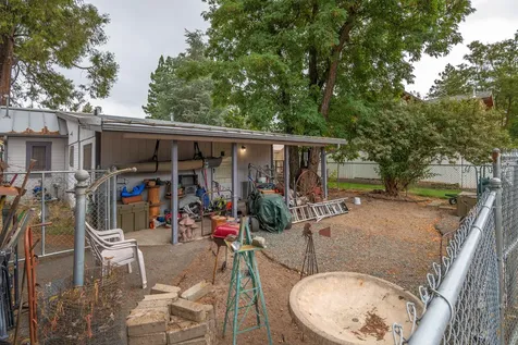 927 SW L Street Grants Pass OR 97526