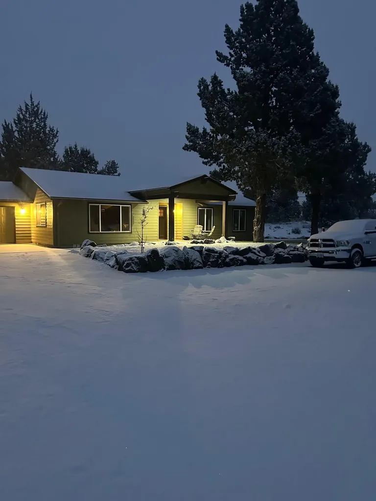 5150 NW 62nd Street Redmond OR 97756