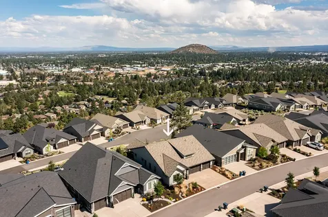 3048 NW Hidden Ridge Drive Bend OR 97703