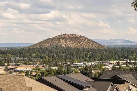 3048 NW Hidden Ridge Drive Bend OR 97703