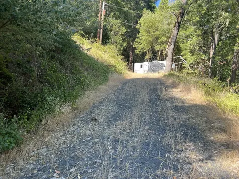 4234 Placer Road Wolf Creek OR 97497