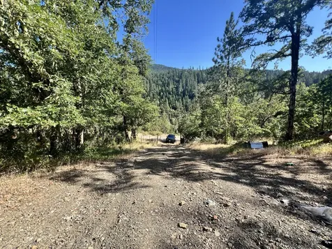 4234 Placer Road Wolf Creek OR 97497