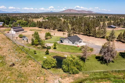 6635 SW 61st Street Redmond OR 97756