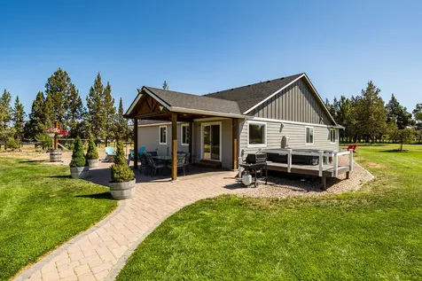 6635 SW 61st Street Redmond OR 97756
