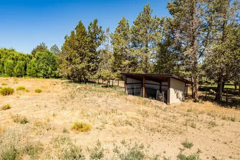 6635 SW 61st Street Redmond OR 97756