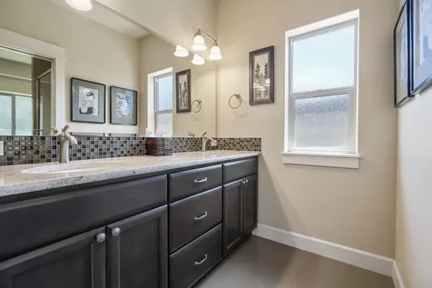 21307 NE Brooklyn Court Bend OR 97701
