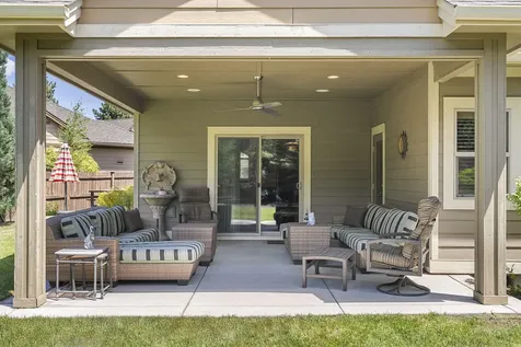 21307 NE Brooklyn Court Bend OR 97701