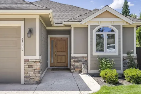 21307 NE Brooklyn Court Bend OR 97701