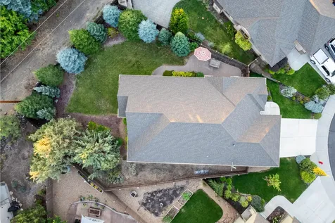 21307 NE Brooklyn Court Bend OR 97701