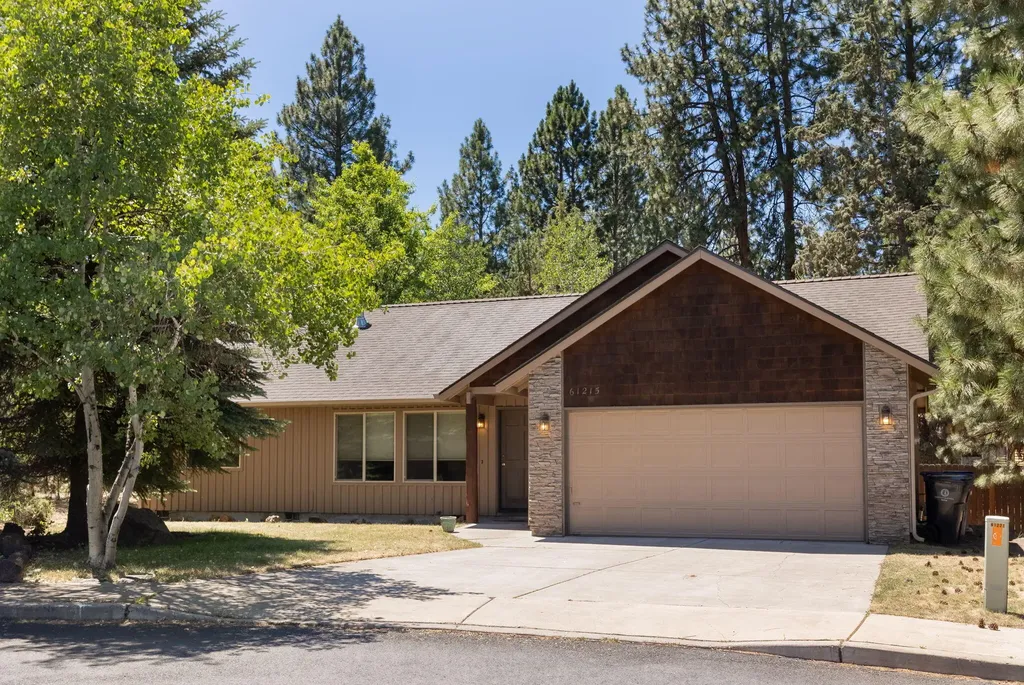 61215 Bighorn Court Bend OR 97702