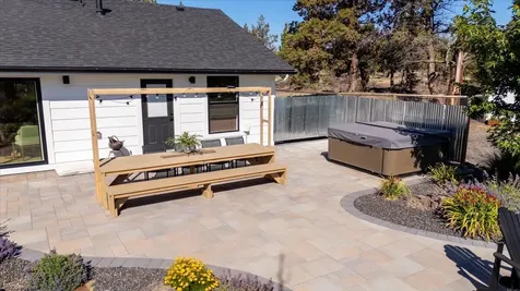 4800 NW 57th Street Redmond OR 97756