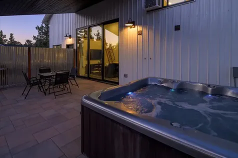 4800 NW 57th Street Redmond OR 97756