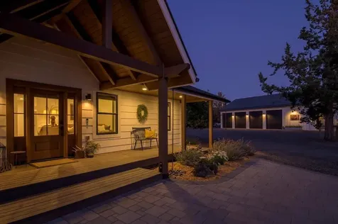 4800 NW 57th Street Redmond OR 97756