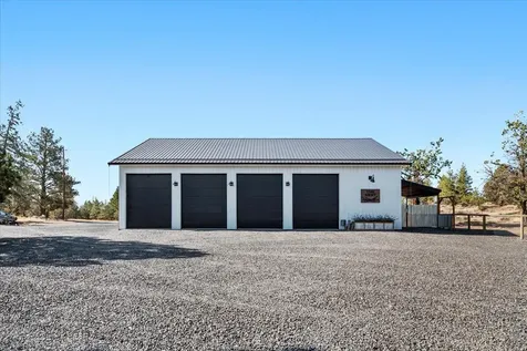 4800 NW 57th Street Redmond OR 97756