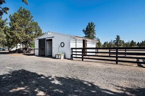 4800 NW 57th Street Redmond OR 97756