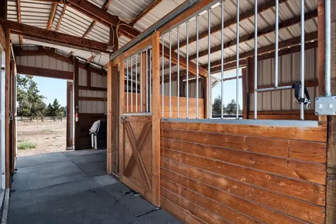 4800 NW 57th Street Redmond OR 97756