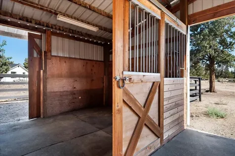 4800 NW 57th Street Redmond OR 97756