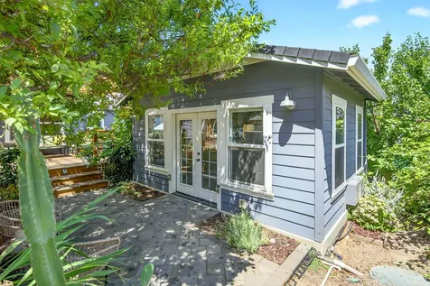 1108 Park Street Ashland OR 97520