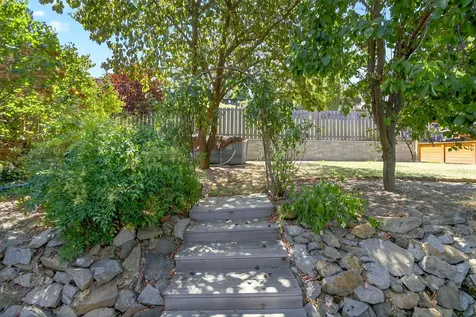 1108 Park Street Ashland OR 97520