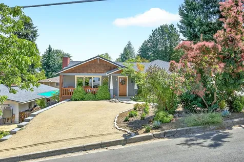 1108 Park Street Ashland OR 97520