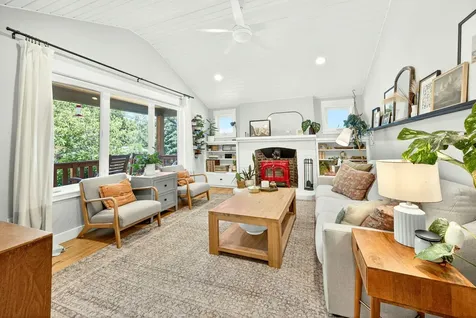1108 Park Street Ashland OR 97520