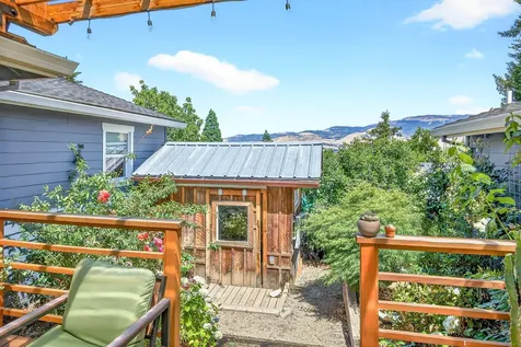 1108 Park Street Ashland OR 97520
