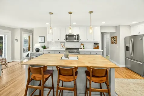 1108 Park Street Ashland OR 97520