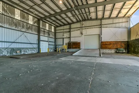 1990 NW Washington Boulevard Grants Pass OR 97526