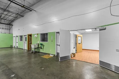 1990 NW Washington Boulevard Grants Pass OR 97526
