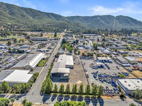 1990 NW Washington Boulevard Grants Pass OR 97526
