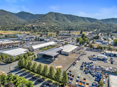 1990 NW Washington Boulevard Grants Pass OR 97526