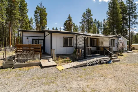 52644 Skidgel Road La Pine OR 97739