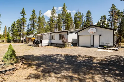 52644 Skidgel Road La Pine OR 97739