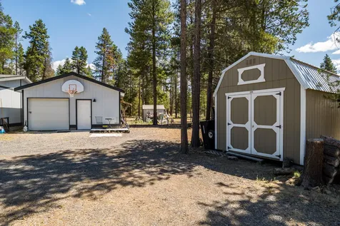 52644 Skidgel Road La Pine OR 97739