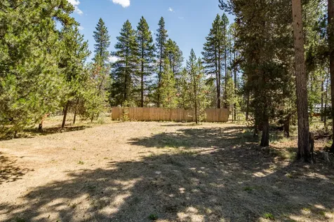52644 Skidgel Road La Pine OR 97739